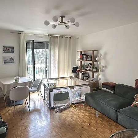 Loft Climatise Et Moderne Au Coeur De