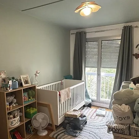 Loft Climatise Et Moderne Au Coeur De Paris